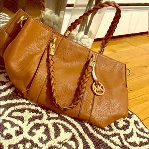Michael Kors Bags - Michael Kors tan handbag Michael Kors Bags - Michael Kors tan handbag